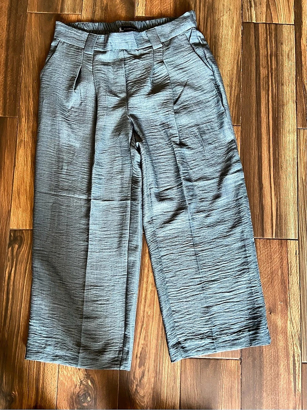 Wide Leg Cropped Pants in Grey Blue Size Medium